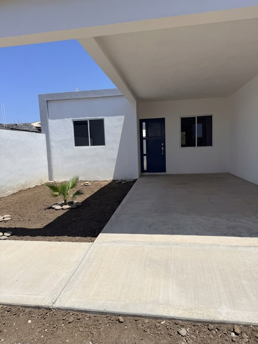 CASA VALLES DEL EJIDO/CALLE NO PAVIMENTADA