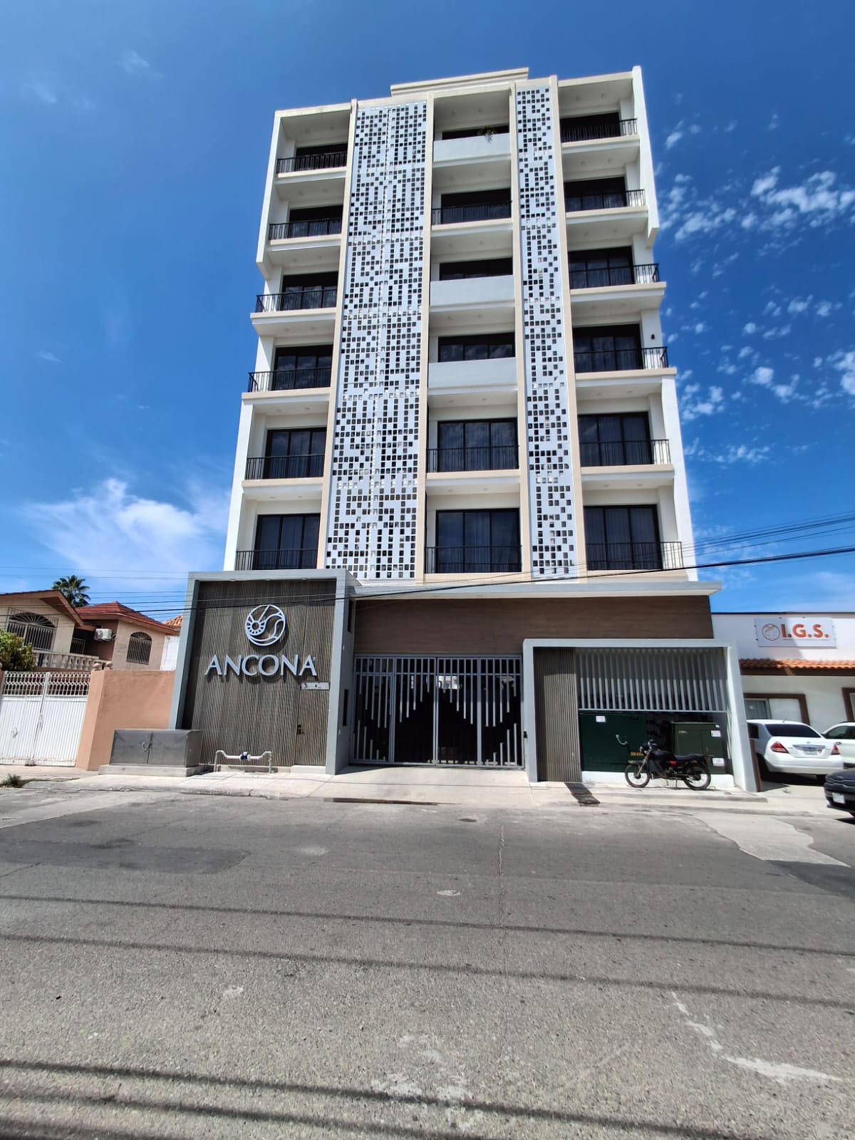 DEPARTAMENTO EN ANCONA CONDOMINIOS